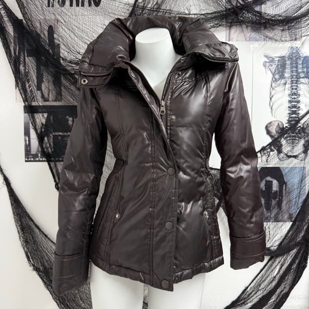 00s dark brown detail jumper