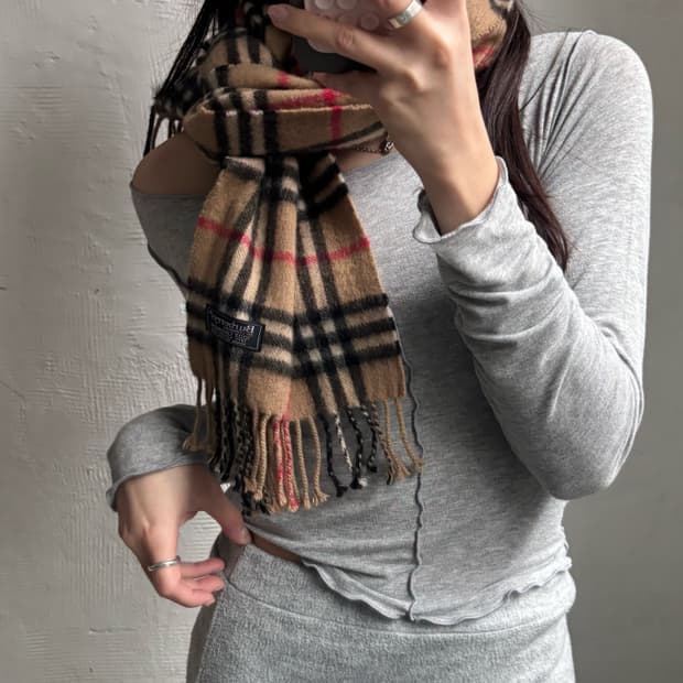 Burberry 버버리 베이지 노바체크패턴 캐시미어 머플러
