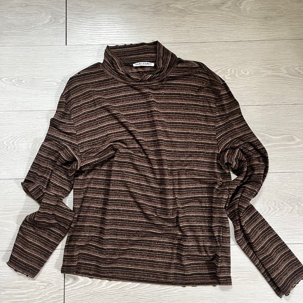 아워레가시 아티스트 터틀넥 00 사이즈