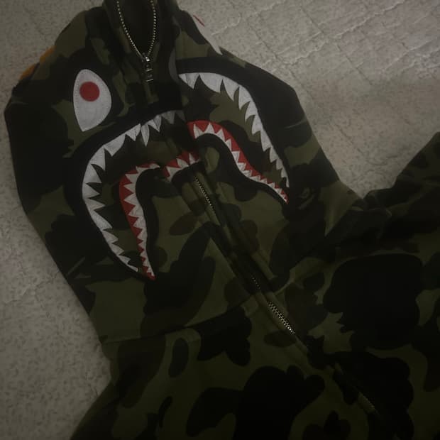 베이프 퍼스트 카모 샤크 풀 집 더블 후드 그린
