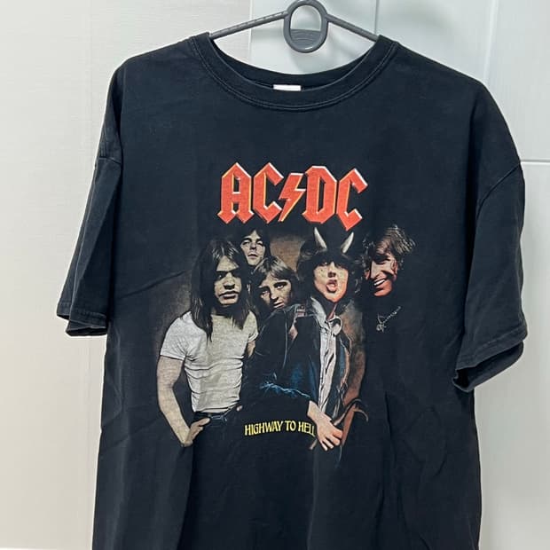 Acdc band tee