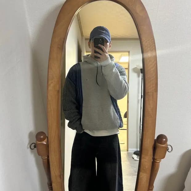 타미진스 후드티