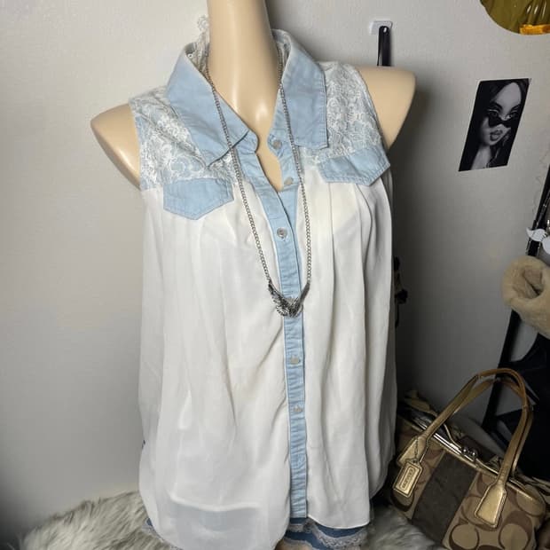 세실맥비 나시 블라우스