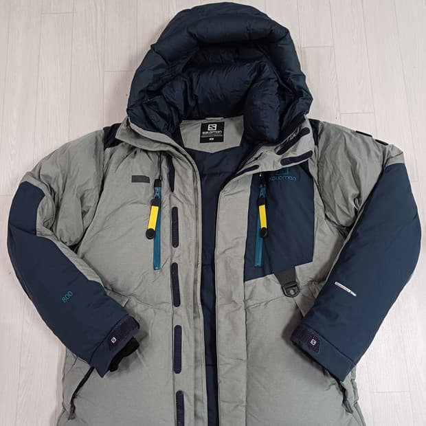 살로몬 대장급 구스다운 자켓 95사이즈 