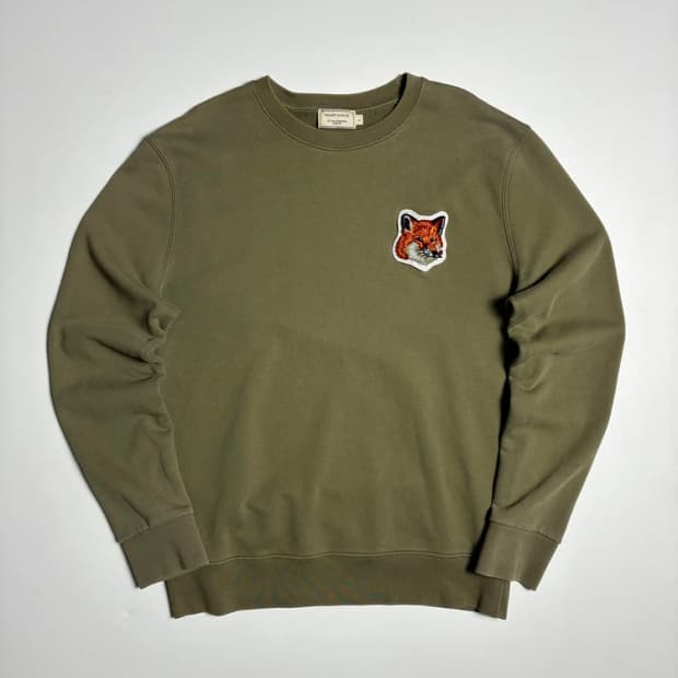 메종키츠네 Maison Kitsune 카키벨벳 폭스헤드 맨투맨 R1276