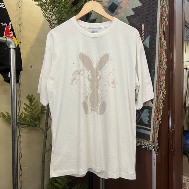 아크메드라비 토끼 그래픽 반팔티 #csz788