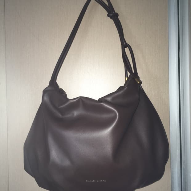 Charles & Keith dumpling shoulder bag 