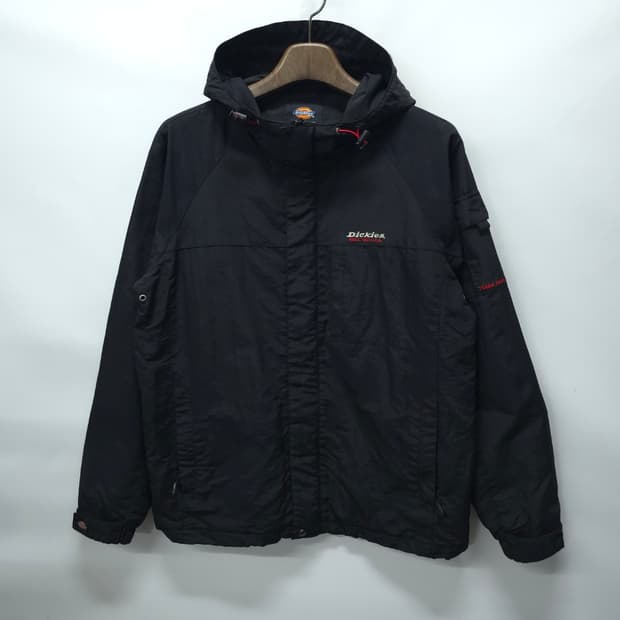 ​디키즈(Dickies) 올블랙 자수 로고 후드 바람막이 자켓 (L)