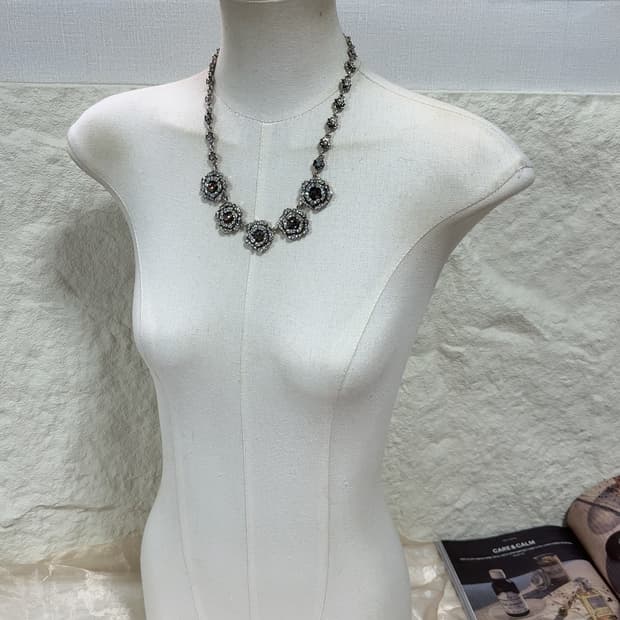 빈티지  장미꽃 오리엔탈  목걸이