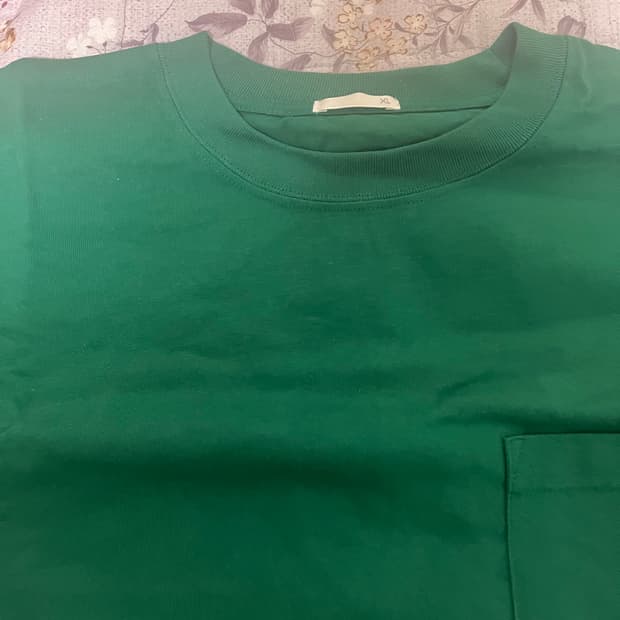 GU 그린 반팔 티셔츠 새제품(xl)