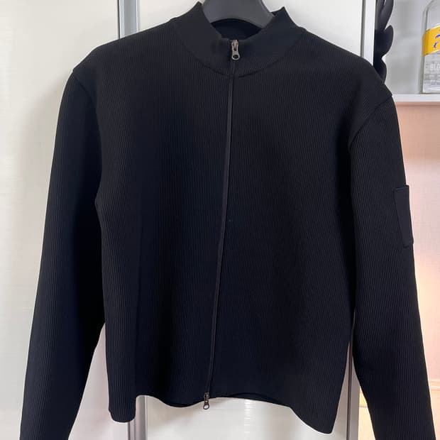 [M] 아모멘토 모크넥 가디건 블랙