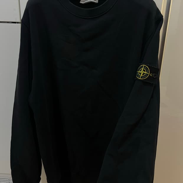 23fw 스톤아일랜드 블랙맨투맨 2xl