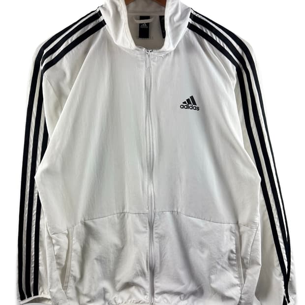 아디다스 검흰 웜업 집업2900