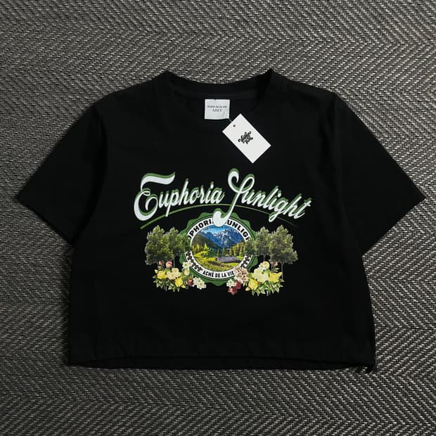 아크메드라비 빅로고 크롭 티셔츠o 4226