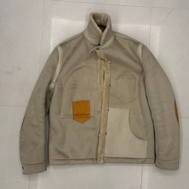 준야와타나베 맨 25FW 시어링 자켓 L 사이즈 판매합니다!