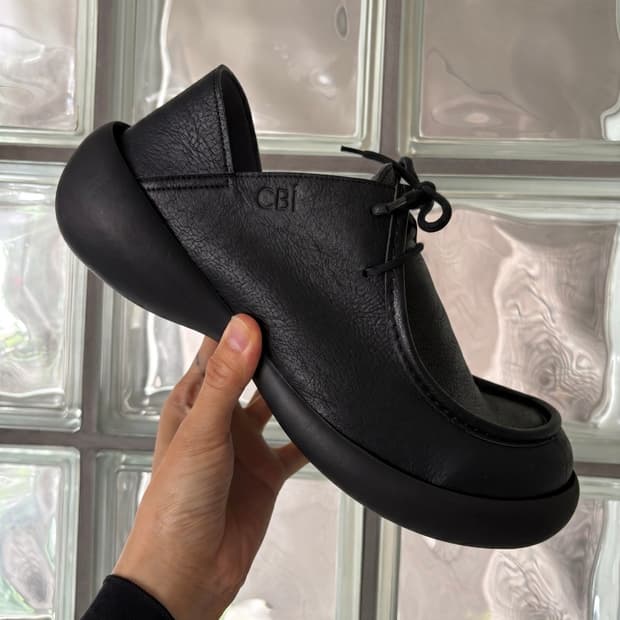 예약판매(9월초) AAO X CBI BOLD 2hole shoes