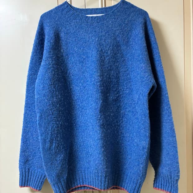 할리오브스코틀랜드X이스트로그 쉐기독 니트