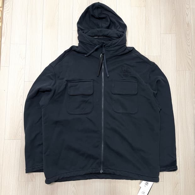 Cp 컴퍼니 브러쉬드 집업