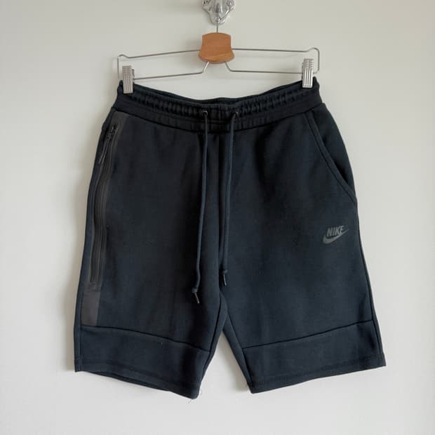 나이키(NIKE) 테크팩 반바지