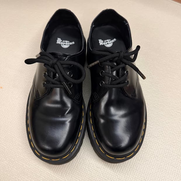 닥터마틴 1461 쿼드 UK4