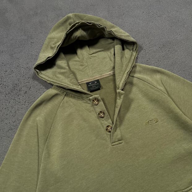 오클리 하프버튼 후드티