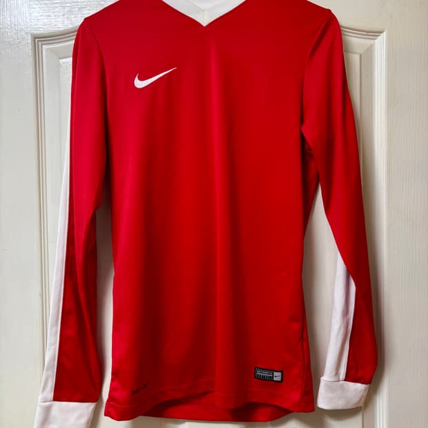 나이키 풋볼 축구져지 긴발 쭉티 트레이닝복 상의 s 90~95