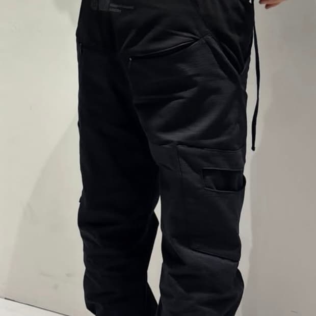 플라스틱 프로덕트 발매예정 팬츠