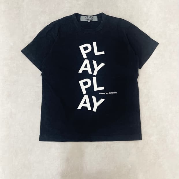 comme des garcons play logo t-shirt