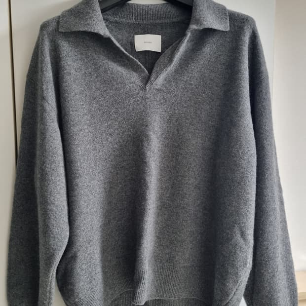 ssstein 차콜 그레이 카라 니트