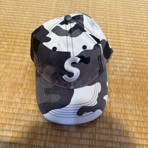 슈프림 s로고 카모 볼캡