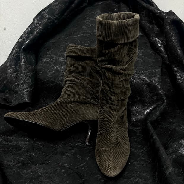 “Vintage” Y2K Mood Brown Suede Shoes