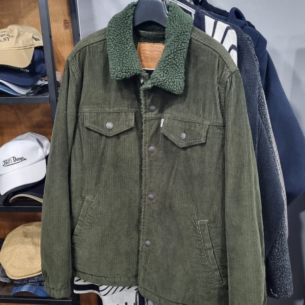 리바이스 프리미엄 양털 코듀로이 자켓 국내95size 공용 거의새거