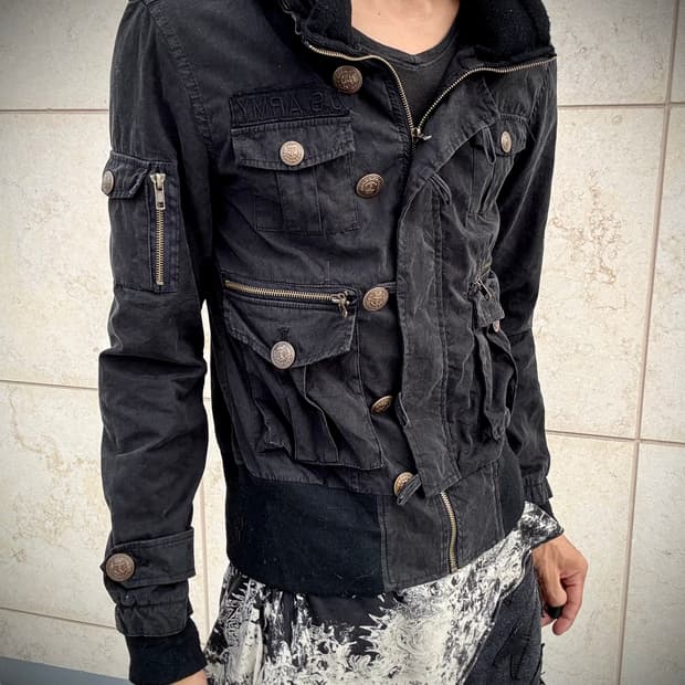 “Vintage” 00’s Gimmick Design Black Jk