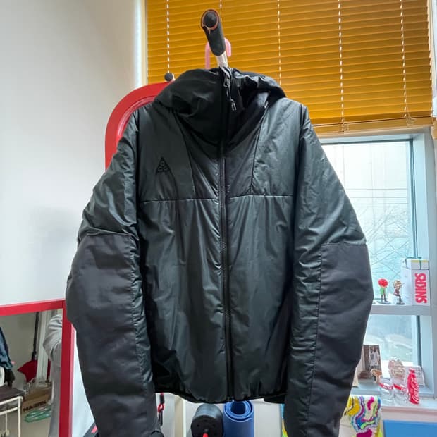 나이키 acg 프리마로프트 패딩