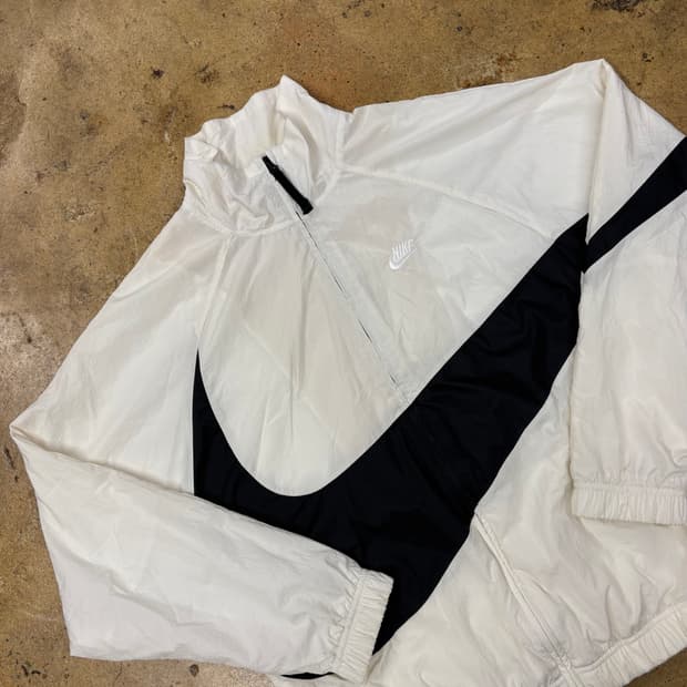 [정품/L,100] 나이키 빅스우시 우븐 바람막이 화이트 b17