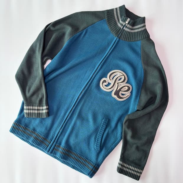 레트로 블루 배색 래글런 집업 니트