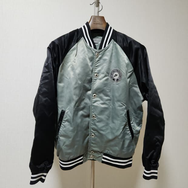 나이키 스타디움 점퍼 블랙/카키그레이 야구잠바 L