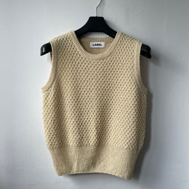라벨아카이브 net knit sleeveless 새상품