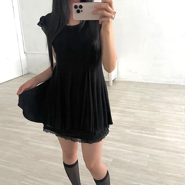 SNIDEL Black Peplum Top