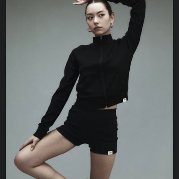 글로니 클래식립쇼츠 M