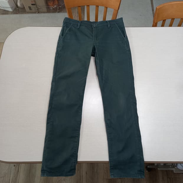 34 리바이스515 스판 슬림일자 퍼티그팬츠 다크카키 34-571