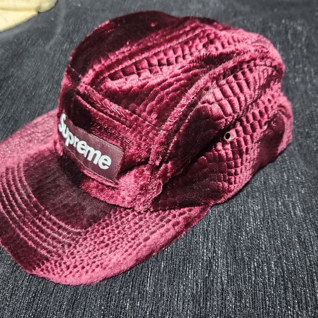 슈프림 벨벳 캠프캡 버건디