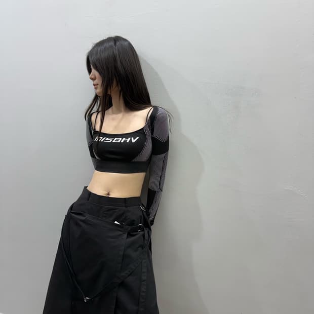 미스비헤이브 크롭 액티브 매쉬탑