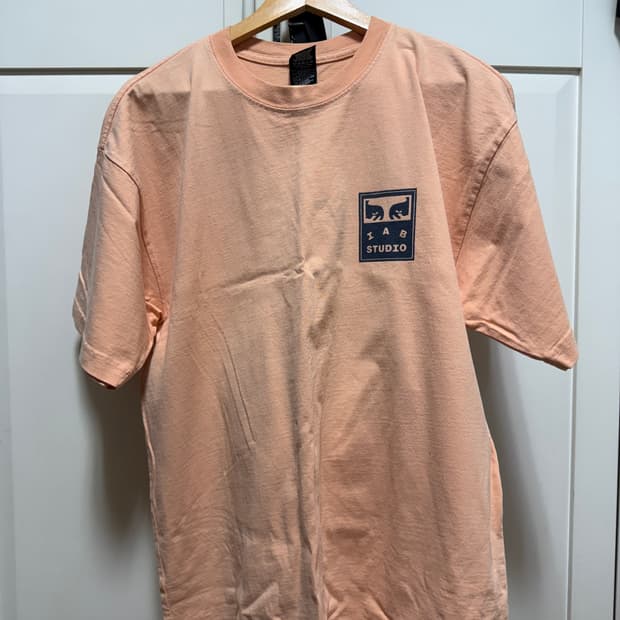 아이앱 오베이 반팔 마룬