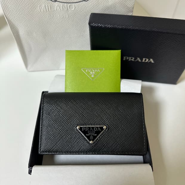 프라다 카드지갑