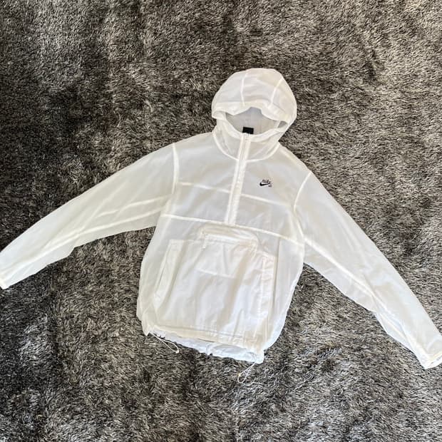 나이키 SB 우븐 여성 아노락 경량 바람막이 (S)