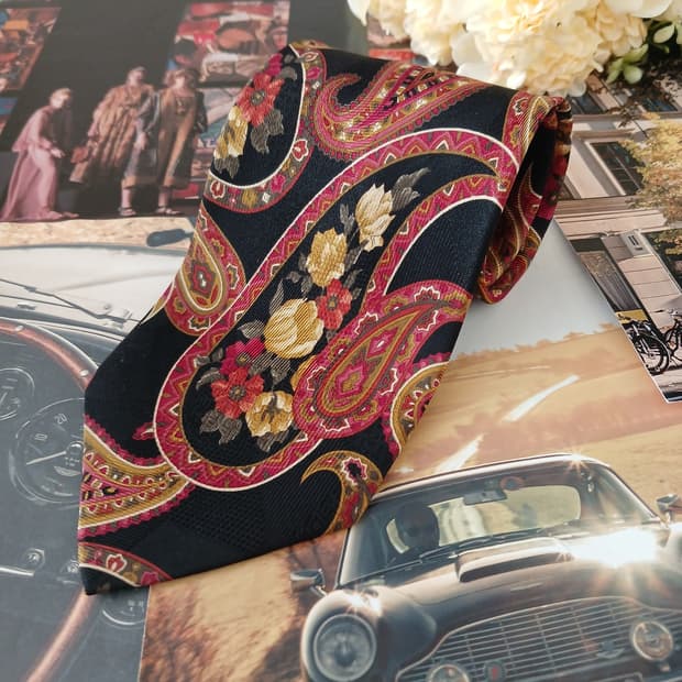 닥스 실크 페이즐리&플라워 자카드 넥타이 9.4cm A등급 A19230
