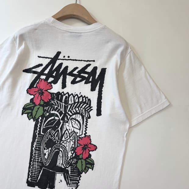 Stussy 스투시 화이트 티키 트라이브 티셔츠  
