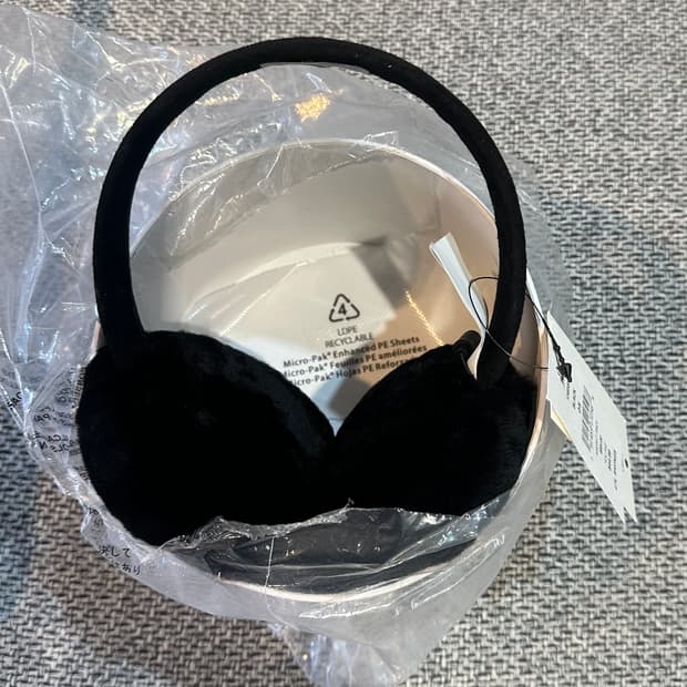 미국 어그 ugg 이어머프 블랙 새상품