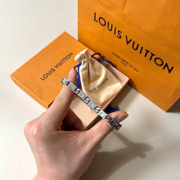[L/당일출고]루이비통 모노그램 타이드업 팔찌